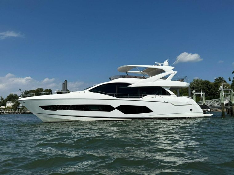 Moonlight in profile — Moonlight, Sunseeker 76