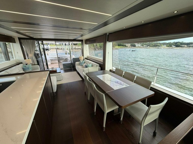 Salon dining — Moonlight, Sunseeker 76