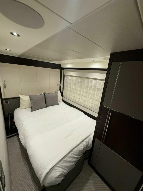 Twin guest cabin — Moonlight, Sunseeker 76
