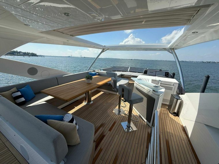 Flybridge living — Moonlight, Sunseeker 76